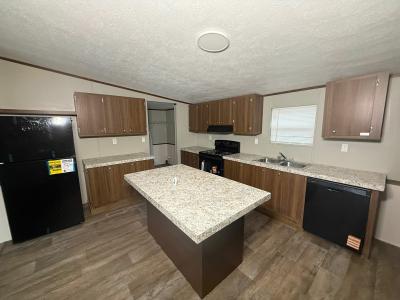 Photo 5 of 15 of home located at 679 Wexford Dr Cut And Shoot, TX 77303