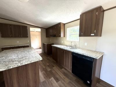 Photo 4 of 14 of home located at 324 Cr 130 Booneville, MS 38829