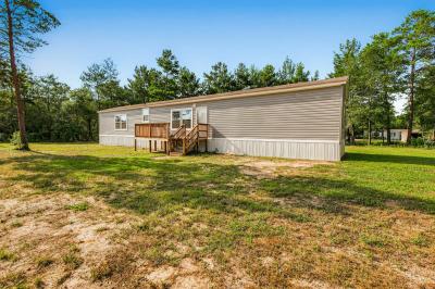Photo 3 of 35 of home located at 75 W Fernwood Ct Defuniak Springs, FL 32433