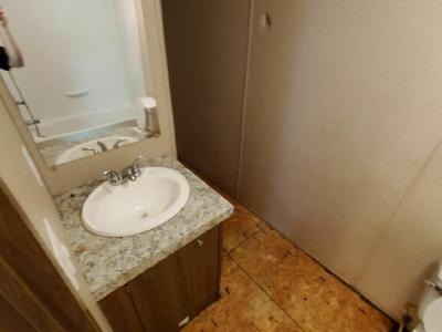 Photo 3 of 10 of home located at 326 Valleyview St Gun Barrel City, TX 75156