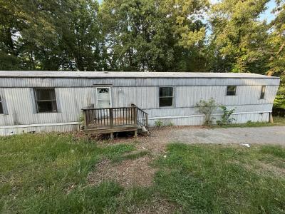 Photo 2 of 10 of home located at 370 Patterson Hill R Blountville, TN 37617