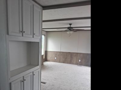 Photo 4 of 18 of home located at 25898 I-30 Frontage Rd Bryant, AR 72022