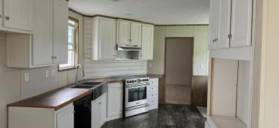 Photo 5 of 18 of home located at 25898 I-30 Frontage Rd Bryant, AR 72022