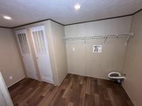 2024 TRIUMPH 98TruMH28765AH24 Manufactured Home