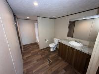 2024 TRIUMPH 98TruMH28765AH24 Manufactured Home