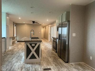 Photo 5 of 16 of home located at 885 Highway 91 Walnut Ridge, AR 72476