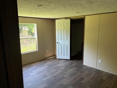 Photo 4 of 11 of home located at 274 Baileys Pond Rd Dryden, VA 24243