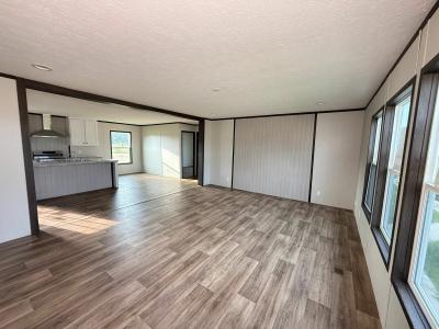 Photo 3 of 17 of home located at 2033 Little Creek Wa Hockley, TX 77447