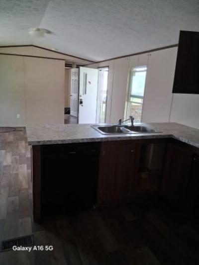 Photo 2 of 9 of home located at 109 Cypress Ln Thibodaux, LA 70301