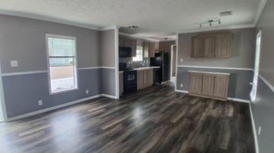 Photo 2 of 11 of home located at 237 Creek Water Cir 415 Tampa, FL 33615