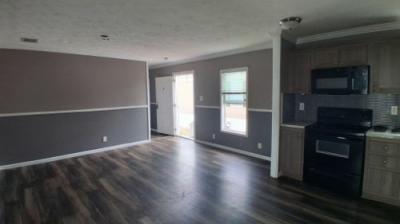 Photo 4 of 11 of home located at 237 Creek Water Cir 415 Tampa, FL 33615