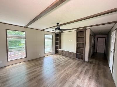 Photo 3 of 13 of home located at 14538 Hillsboro St Houston, TX 77015