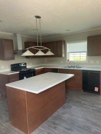 Photo 4 of 18 of home located at 69 Jackson Park Ave Buckhannon, WV 26201