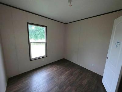 Photo 4 of 11 of home located at 420 E Douglas St Earlsboro, OK 74840