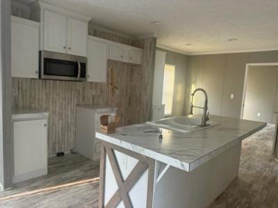 Photo 3 of 13 of home located at 45 Scr 10 B1 Taylorsville, MS 39168