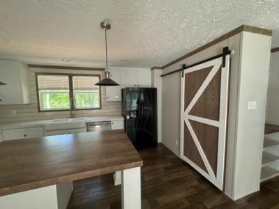 Photo 4 of 19 of home located at 219 Maddron Road Crandall, GA 30711