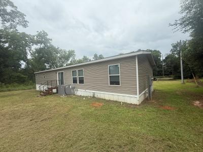 Photo 2 of 15 of home located at 2428 Gibson Rd Albany, GA 31705