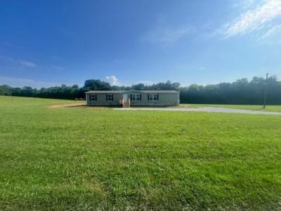 Mobile Home at 1670 Goodfield Rd Decatur, TN 37322