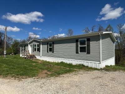 Photo 2 of 20 of home located at 14 Woodland Park Rd Waverly, OH 45690