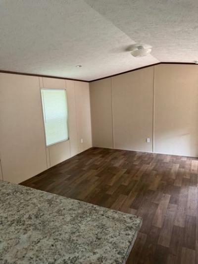 Photo 3 of 14 of home located at 134 Thomas St Heflin, AL 36264