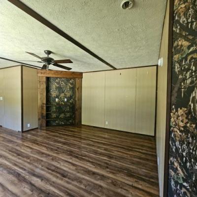 Photo 5 of 11 of home located at 16120 Us Route 60 Milton, WV 25541