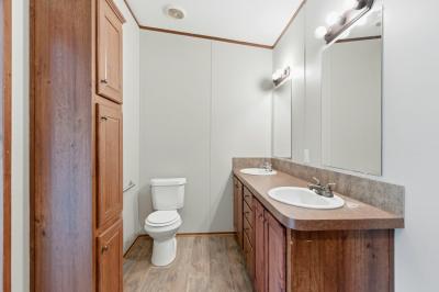 Photo 3 of 18 of home located at 17296 Oak Dr Lindale, TX 75771