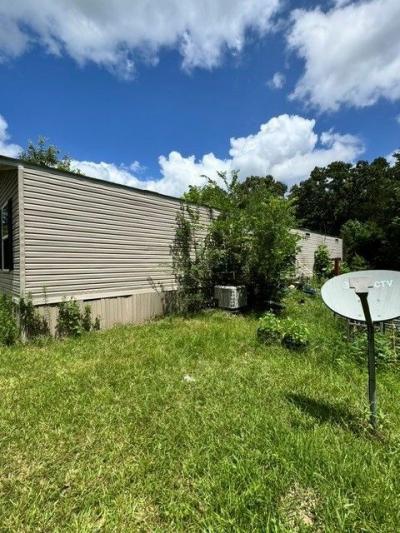 Mobile Home at 9274 County Road 3418 Brownsboro, TX 75756