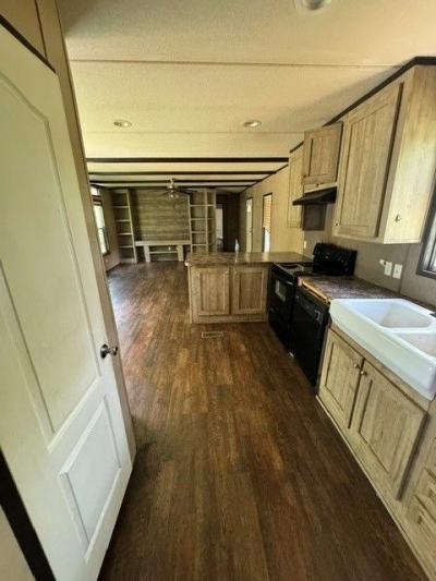 Photo 2 of 12 of home located at 9274 County Road 3418 Brownsboro, TX 75756