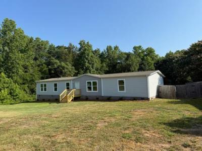 Mobile Home at 1003 Lavender Rd Grover, NC 28073