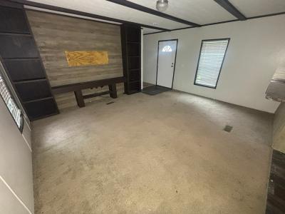 Photo 4 of 12 of home located at 2475 Us Highway 69 N Woodville, TX 75979