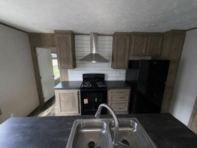 Photo 4 of 19 of home located at 8304 Us-90 New Iberia, LA 70560