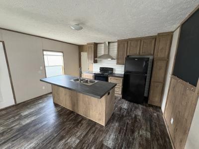 Photo 5 of 19 of home located at 8304 Us-90 New Iberia, LA 70560