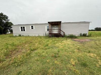 Photo 3 of 16 of home located at 26700 Bartlett Rd Henryetta, OK 74437