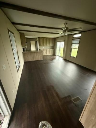 Photo 4 of 16 of home located at 26700 Bartlett Rd Henryetta, OK 74437