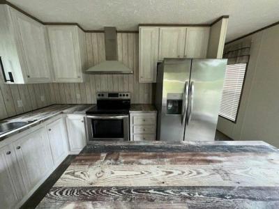 Photo 5 of 12 of home located at 16071 Old Greensboro Road Moundville, AL 35474
