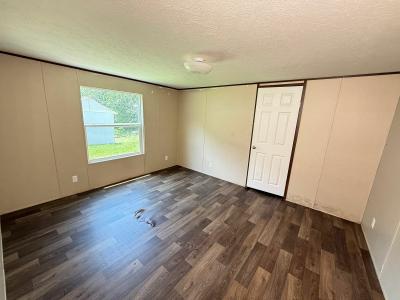 Photo 4 of 9 of home located at 509 Brand Ln Trlr 12 Stafford, TX 77477