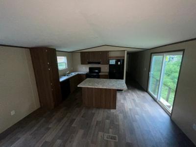 Photo 3 of 8 of home located at 31888 State Hwy 75 Oneonta, AL 35121