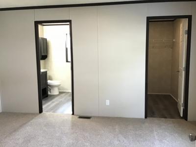 Photo 5 of 8 of home located at 178 Brookside Manor Goshen, IN 46526
