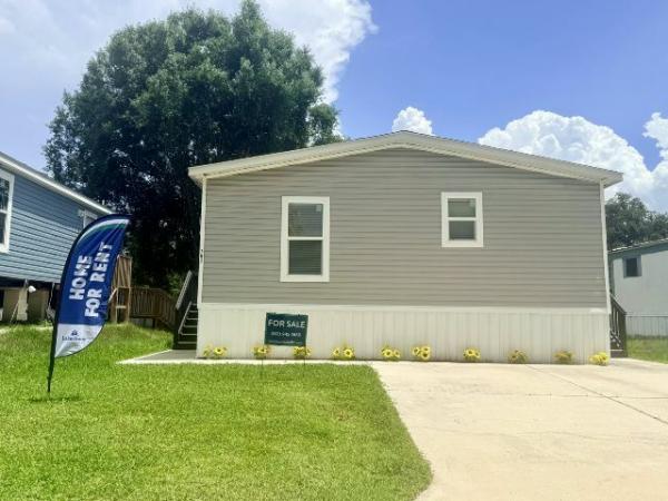 Photo 1 of 2 of home located at 12130 Us Highway 41 South Lot 107 Gibsonton, FL 33534
