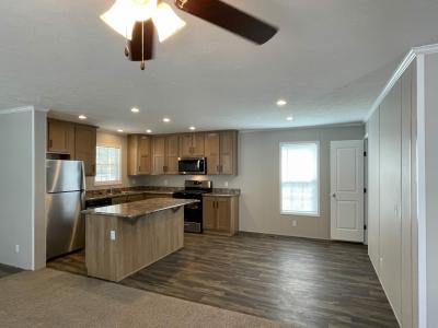 Photo 4 of 7 of home located at 250 Kelly Ct Highland, MI 48357