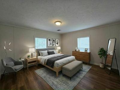 Photo 3 of 6 of home located at 13618 N. Florida Avenue Lot #26 Tampa, FL 33613