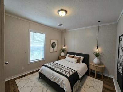 Photo 5 of 6 of home located at 13618 N. Florida Avenue Lot #26 Tampa, FL 33613