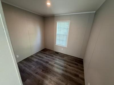 Photo 4 of 9 of home located at 7740 Kimberly Newport, MI 48166