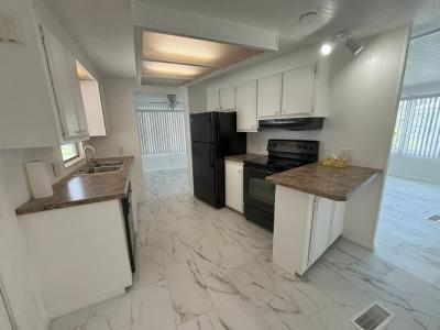 Photo 2 of 16 of home located at 154 Hibiscus Drive Leesburg, FL 34788