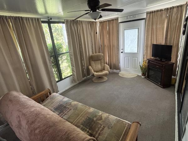 1988 Palm Harbor Palm Mobile Home