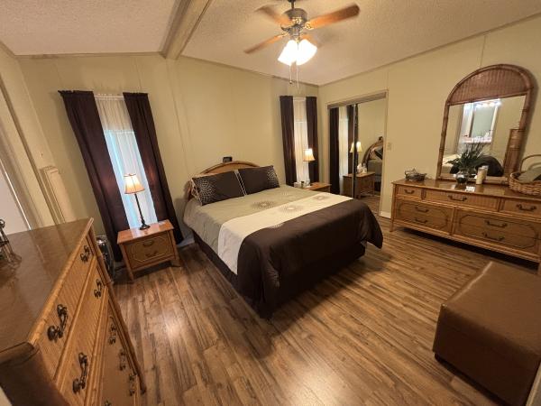 1988 Palm Harbor Palm Mobile Home