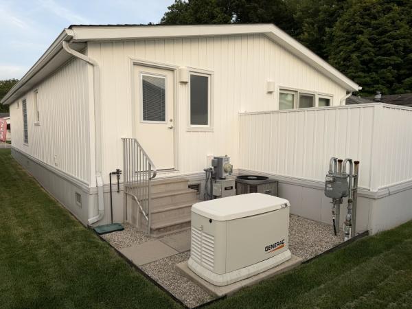 1990 Schult M249645 Mobile Home