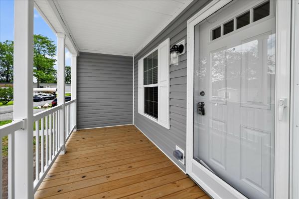 2026 Redman Homes 007RENW-1452H21D1AD2  Home
