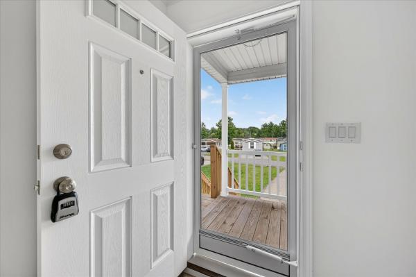 2026 Redman Homes 007RENW-1452H21D1AD2  Home