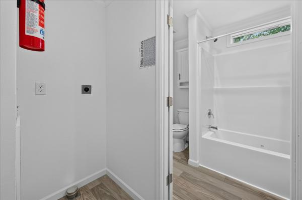 2026 Redman Homes 007RENW-1452H21D1AD2  Home